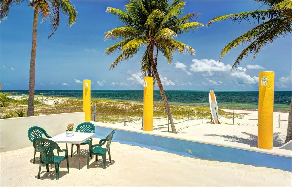 Beach Front House At Puerto Morelos Villa Eksteriør billede