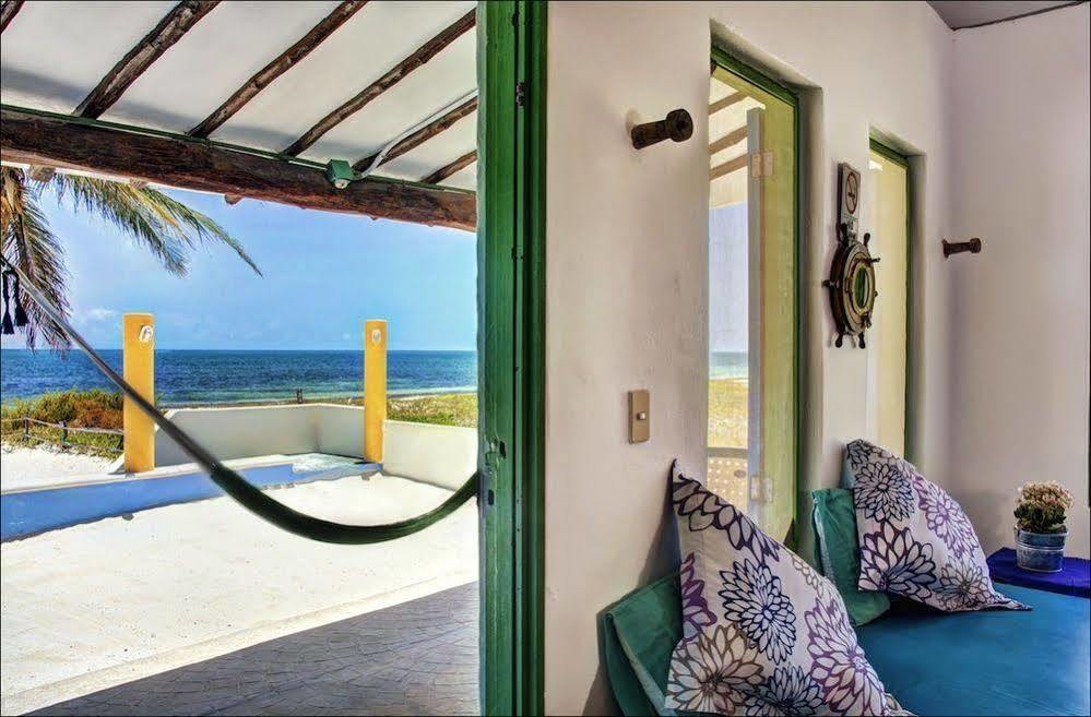 Beach Front House At Puerto Morelos Villa Eksteriør billede